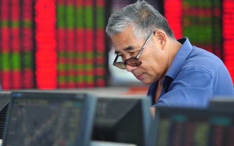 玻璃期货受外盘波动影响分析